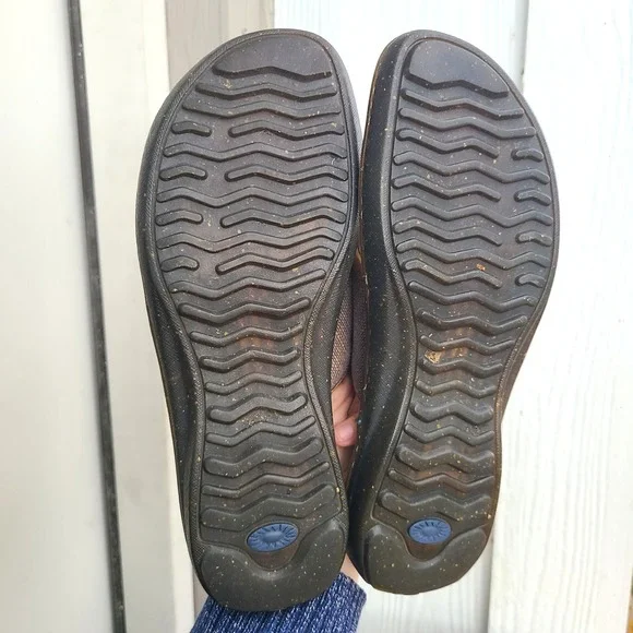 UGG Layback EU 39 US 8 Brown Fleece Lined Flip Flop Thong Sandals Comfort Shoes - Picture 6 of 7